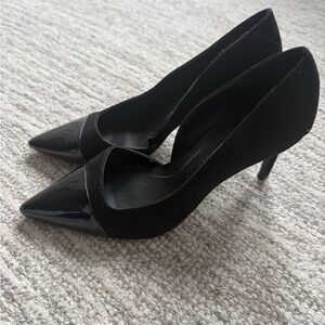 Size 39 Zara Black Pointed Toe Heels